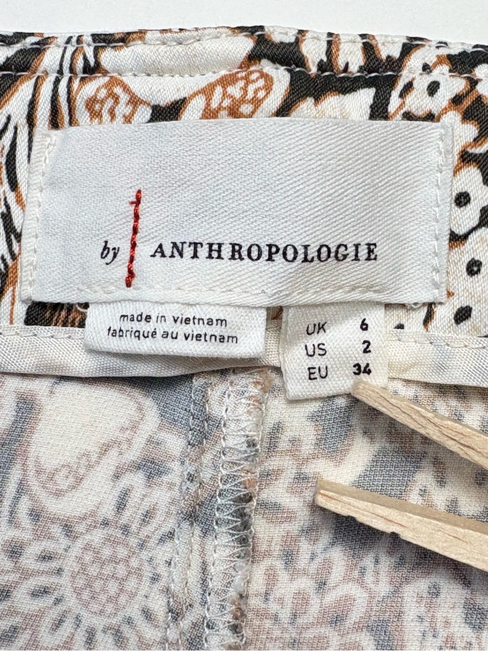 Anthropologie Floral Satin Flare Pants Retro Boho Size 2 Black Brown Cream - Picture 12 of 12